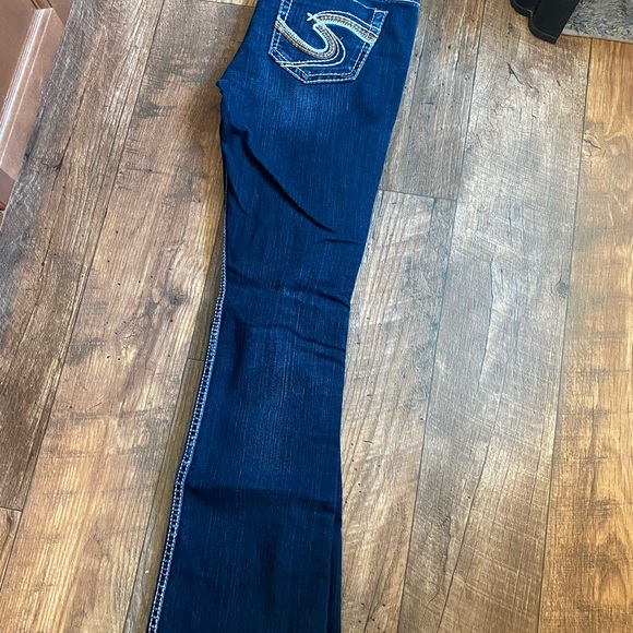 Silver jeans, brand new without tags - Picture 2 of 5